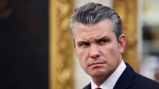 Reportan que Secretario de Defensa Ordenó ‘Matar a Todos’ en Ataques a ‘Narcolanchas’