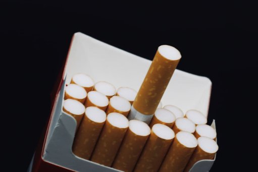 Fuerte incremento en impuestos a cigarrillos y vapeadores genera controversia