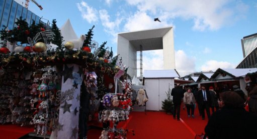 Le Marché de Noël de La Défense célèbre sa 30e édition en grand format
