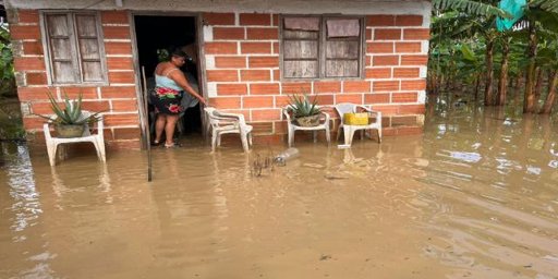 Medellín levanta la calamidad pública por lluvias tras atender más de 1.800 emergencias