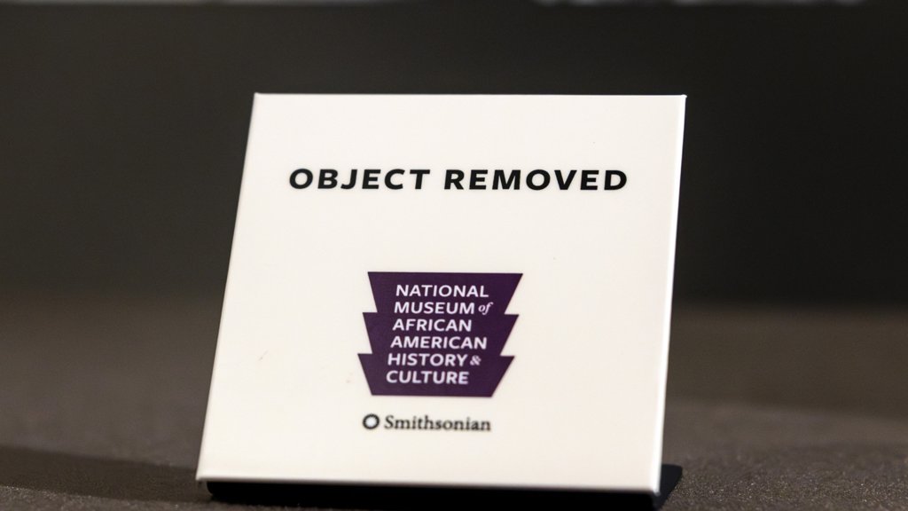 Administração Trump ordena revisão das coleções do Instituto Smithsonian para alinhar com a sua visão histórica