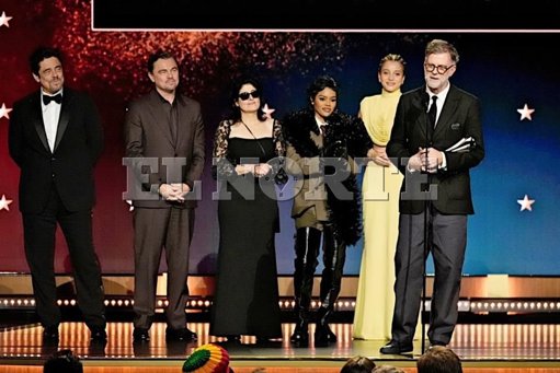 'Una batalla tras otra' se corona en los Critics Choice Awards y se perfila como favorita al Óscar