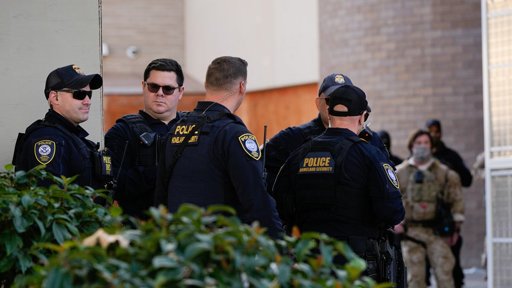 Trump Desafia Autoridades Locais com Envio de Tropas Federais para Cidades Americanas