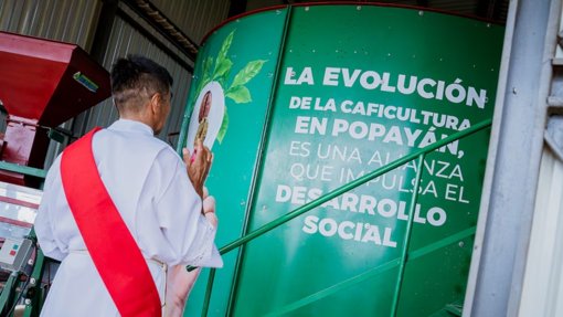 Inauguran en Popayán moderna central de beneficio cafetero para más de 100 familias campesinas