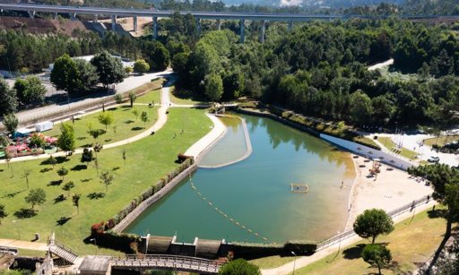 Qualidade da Água Balnear em Causa com Relatos de Doenças e Descargas Ilegais