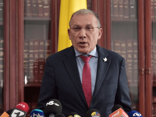 La consulta de la izquierda se fragmenta: Cristo se retira y Roy Barreras insiste