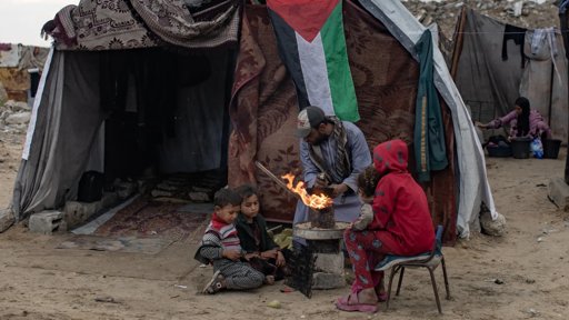 Crise Humanitária em Gaza Agravada pelo Inverno e Restrições de Ajuda