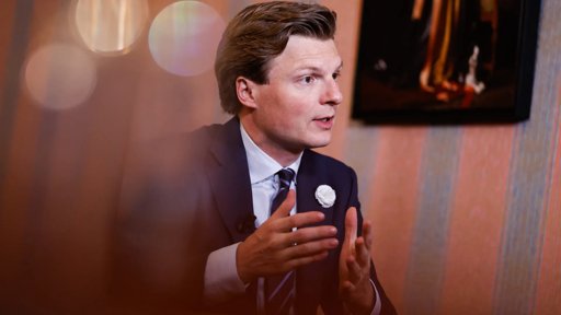 Aliados Reforçam Apoio Militar à Ucrânia com Novos Caças e Cooperação Industrial