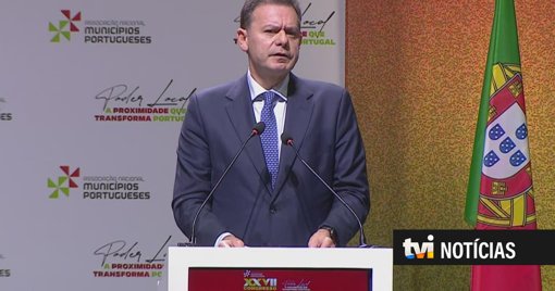 Governo de Montenegro Adia Regionalização e Foca-se na Descentralização