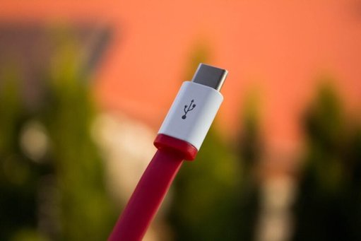 L'Union européenne étend l'obligation de l'USB-C à de nouveaux appareils d'ici 2028