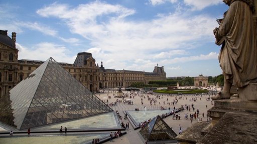 Sécurité du Louvre : des failles pointées du doigt bien avant le vol des bijoux