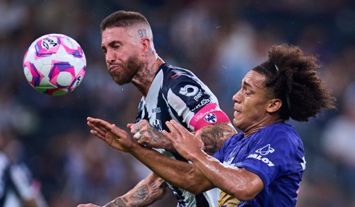 Rayados y Pumas empatan en un duelo marcado por el reencuentro de Ramos y Navas