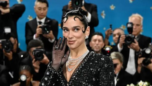 Dua Lipa cierra su gira mundial en México con un emotivo homenaje a Selena y a la cultura mexicana