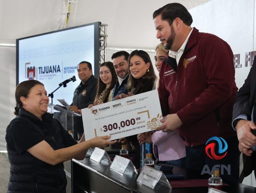 Entregan más de 900 créditos del Fideicomiso 'Fondos Tijuana' a emprendedores