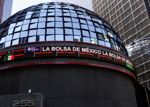 Precios del Petróleo Repuntan Impulsados por Tensiones Geopolíticas en Rusia