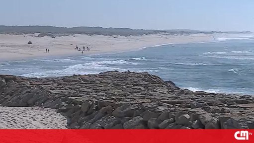 Corpo de homem encontrado a boiar na praia do Furadouro em Ovar