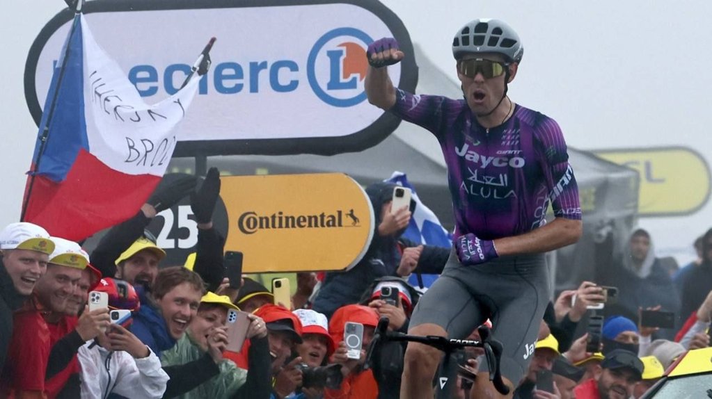 Carlos Rodríguez abandona el Tour de Francia por fractura de pelvis