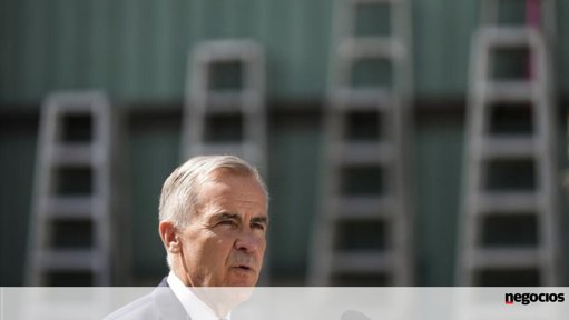 Acordo Comercial Transatlântico Define Novas Tarifas mas Deixa Setores-Chave em Incerteza