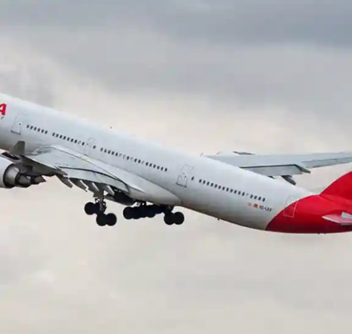 Aerolíneas suspenden vuelos a Venezuela tras alerta de seguridad de EE.

UU.