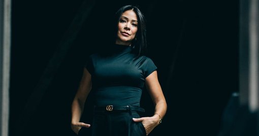 Raquel Tavares reflete sobre carreira e vida pessoal no podcast 'Posto Emissor'