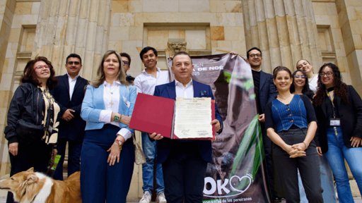 Congreso de la República condecora al director de la CARDER por su liderazgo en la gestión ambiental