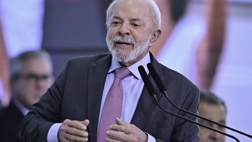 Trump e Lula da Silva Ponderam Encontro na Malásia em Contexto de Tensão Comercial