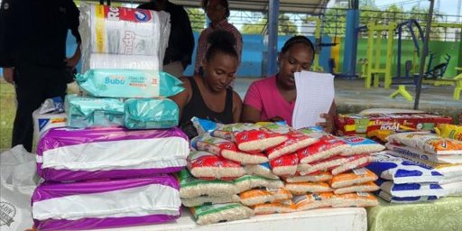 Solidaridad en Turbo: comunidad y gobierno se unen para asistir a familias damnificadas por inundaciones