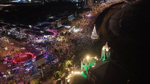 Mazatlán recibe el 2026 con festejo masivo y saldo blanco en el malecón