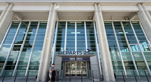 La neige dans le nord de l'Europe sème la pagaille à l'aéroport de Marseille