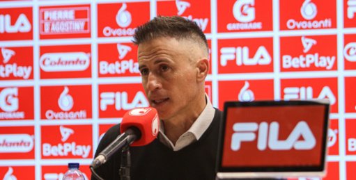 Santa Fe, clasificado a la Libertadores 2026, busca técnico con experiencia internacional