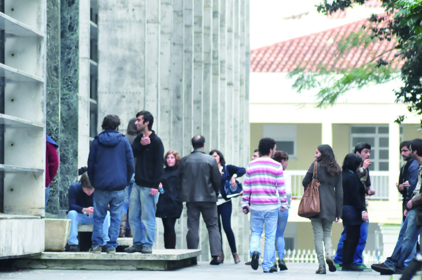 Crise no Alojamento Estudantil Agrava-se com Rendas a Superar os 400 Euros