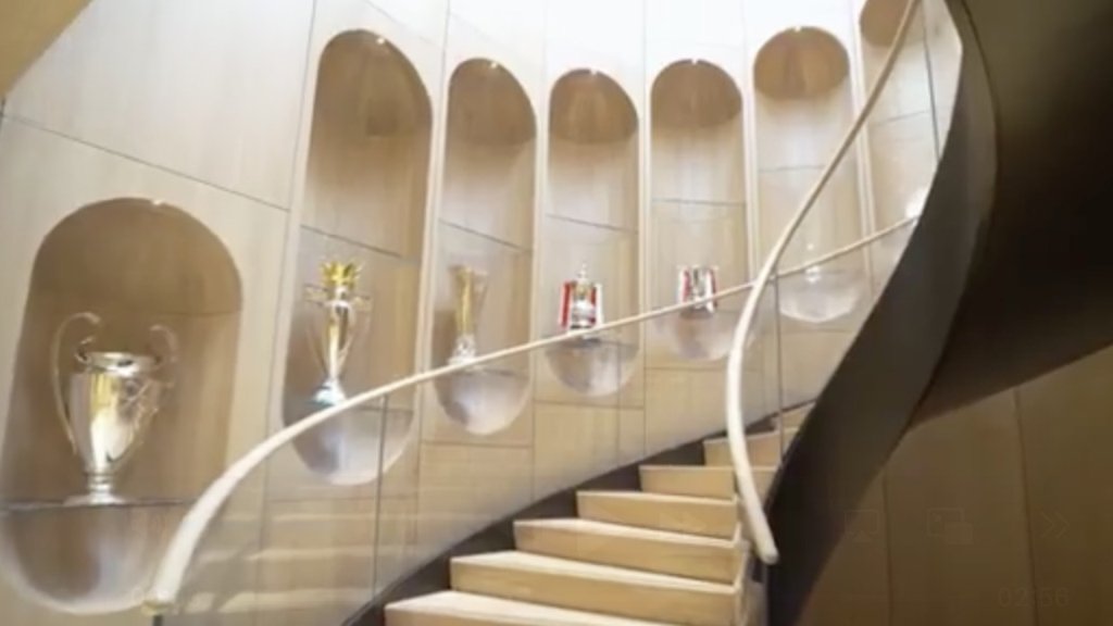 Críticas de Ronaldo motivam renovação do centro de treinos do Manchester United