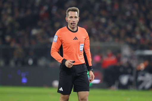 UEFA nomeia árbitros alemães para os jogos de Sporting e Benfica na Liga dos Campeões