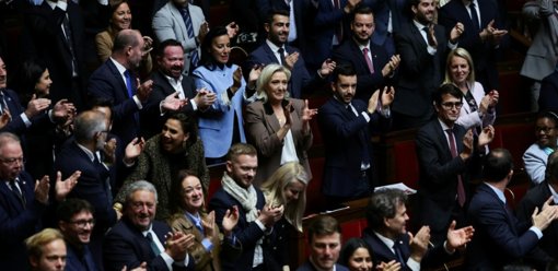 L'Assemblée nationale adopte une résolution du RN pour dénoncer l'accord franco-algérien de 1968