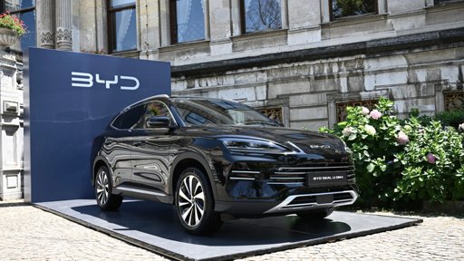 União Europeia Impõe Tarifas a Veículos Elétricos Chineses para Proteger Indústria Local