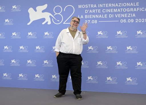 Guillermo del Toro anuncia “3993”, película que completará su trilogía española