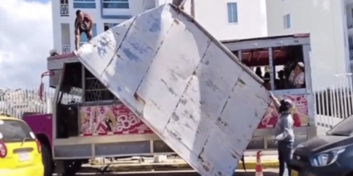 Fuertes Vientos en Santa Marta Generan Alerta Naranja e Incidentes en la Ciudad