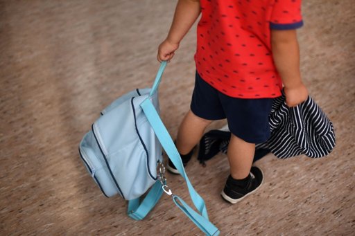 Le Parlement adopte à l'unanimité une loi pour garantir un avocat aux enfants placés