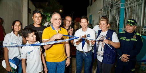 Arranca pavimentación de seis calles en Gaira bajo el programa “Transformando mi Barrio”