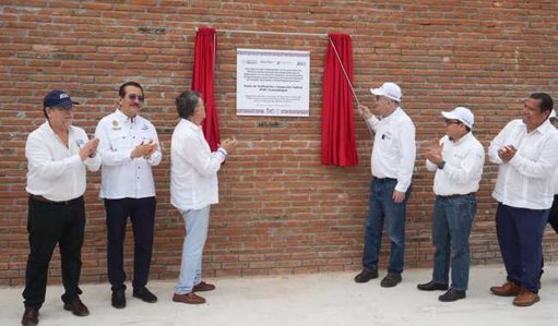 Gobierno y Ganaderos Invierten en Infraestructura para Contener el Gusano Barrenador