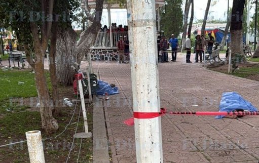 Riña en plaza pública de Cuauhtémoc termina con dos muertos y un detenido