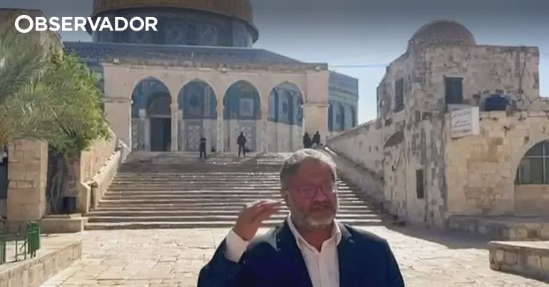 Visita de ministro israelita ao Monte do Templo aumenta tensões em Jerusalém