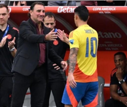 El respaldo de Néstor Lorenzo: "James necesita jugar"