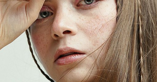 La « Skincare Mania » : quand les adolescentes deviennent dépendantes des cosmétiques