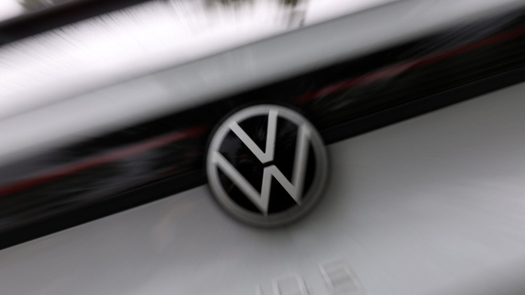 Volkswagen Sofre Impacto de 1.300 Milhões de Euros com Tarifas Americanas