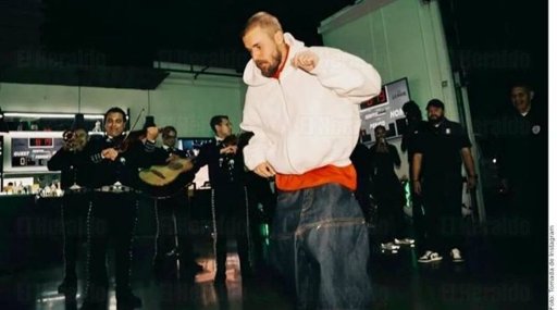 Justin Bieber se vuelve viral al bailar y cantar con mariachi en Los Ángeles