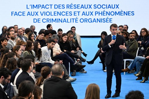 Fausse vidéo de coup d'État : Emmanuel Macron dénonce la désinformation et la passivité de Meta