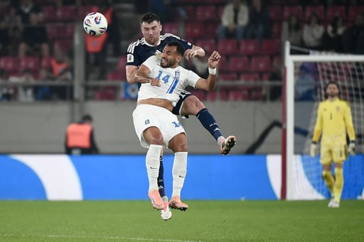 Lesão de Pavlidis na seleção grega gera apreensão no Benfica