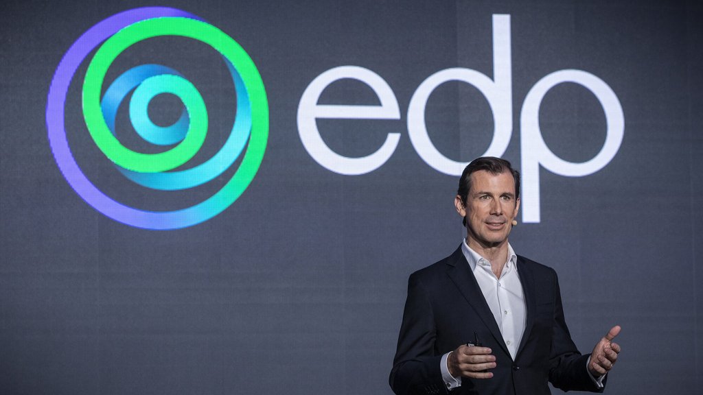 EDP regista queda nos lucros mas revê metas em alta e apela a revisão de remuneração das redes