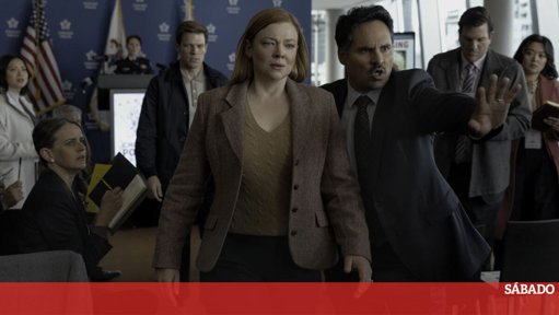“All Her Fault” Marca o Regresso de Sarah Snook num Thriller com Nomeações aos Globos de Ouro